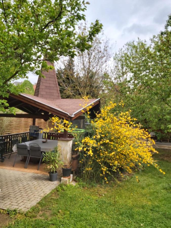 Melinda Nyaralohaz Apartment Balatonkenese Bagian luar foto