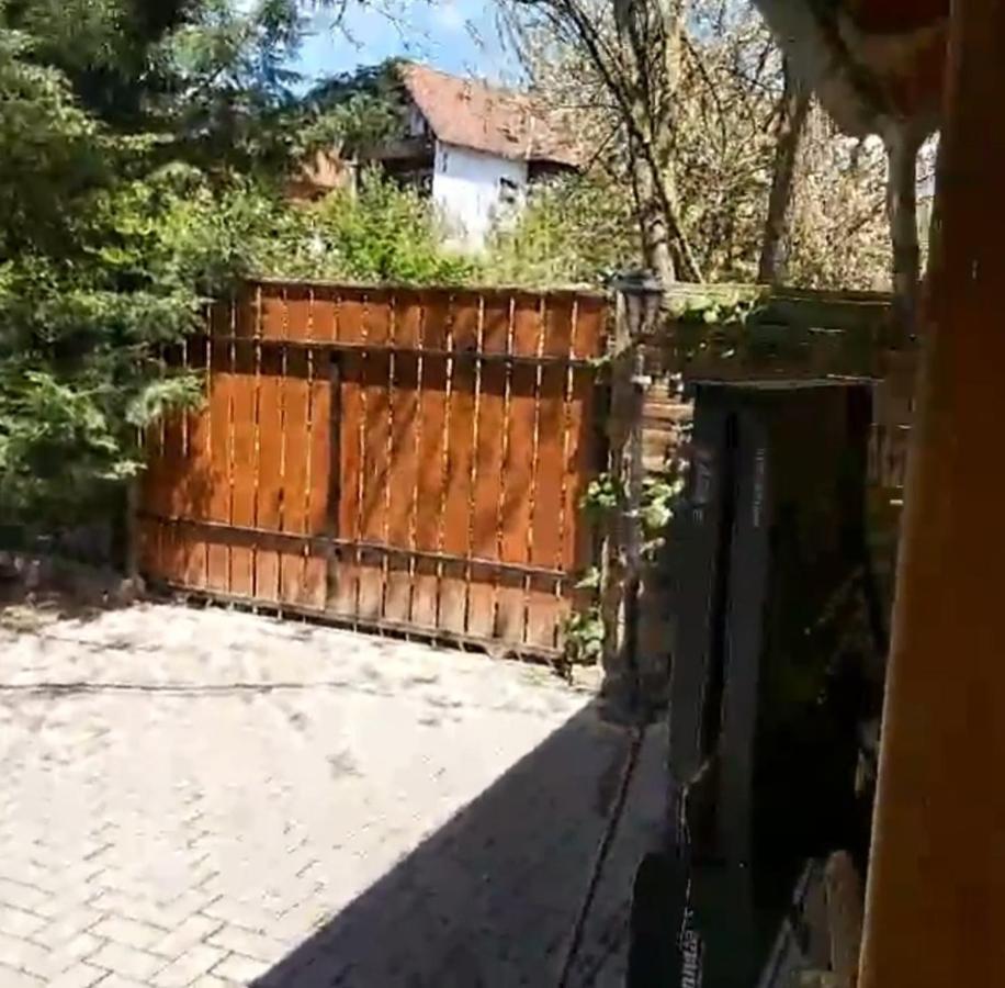 Melinda Nyaralohaz Apartment Balatonkenese Bagian luar foto