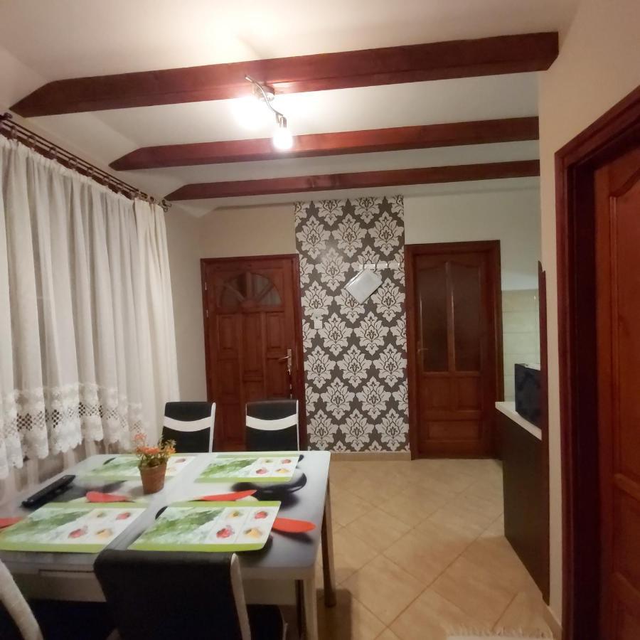 Melinda Nyaralohaz Apartment Balatonkenese Bagian luar foto